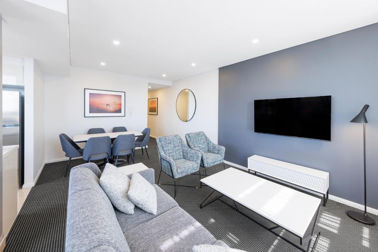 Meriton Suites Zetland Sydney Zewnętrze zdjęcie A living room at the hotel