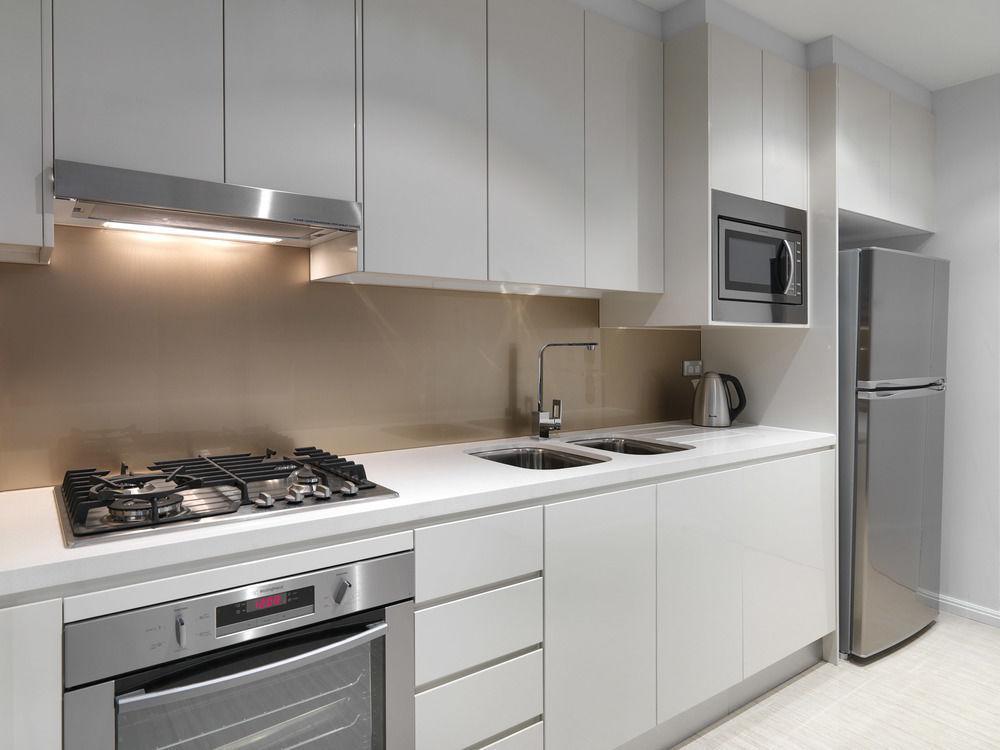 Meriton Suites Zetland Sydney Zewnętrze zdjęcie A modern kitchen